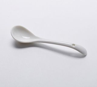 American Metalcraft 4 1/2 Curved Handle Spoon   White Porcelain