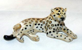JAGUAR Lays Jungle CAT FIGURINE NEW Porcelain KLIMA L834B   Collectible Figurines