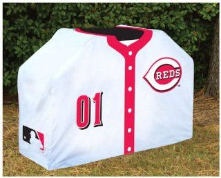Cincinnati Reds Deluxe Grill Cover : Grill Accessories : Sports & Outdoors