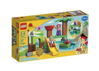 LEGO 10513 Never Land Hideout: Toys & Games