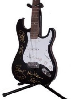 Pearl Jam Authentic Band Signed Autographed Guitar COA: Pearl Jam: Entertainment Collectibles