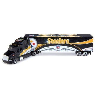 2008 UD NFL Peterbilt Tractor Trailer Pittsburgh Steelers : Toy Vehicles : Sports & Outdoors