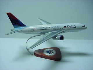 17 inches long Boeing 767 200 Delta " Spirit of Delta " Hand Carved from Solid Philippine Mahogany Wood: Everything Else
