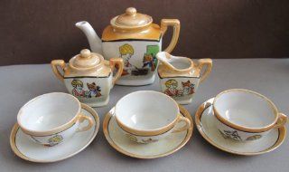 Little Orphan Annie "LUSTER WARE" TEA SET For CHILD Size (Circa 1930's Japan): Toys & Games