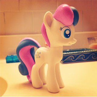 Funko My Little Pony Vinyl Figure Sweetie Drops [Bon Bon]: Toys & Games