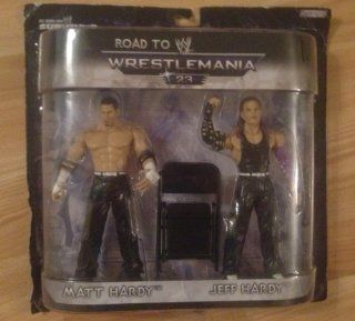 WWE Wrestlemania 23 Matt & Jeff Hardy Figures Set: Toys & Games
