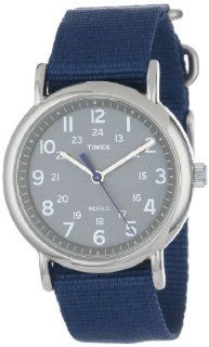 Timex Unisex T2N891 Weekender Slip Thru Blue Nylon Strap Watch: Timex: Watches