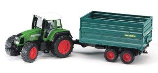Fendt Favorit 926 Vario with Double axel tipping trailer: Toys & Games
