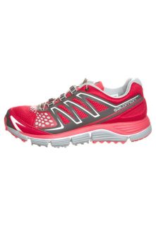 Salomon XR CROSSMAX 2 W   Trail running shoes   red