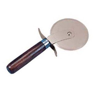 Wood Handle Wheel Pizza Cutter: Kitchen & Dining