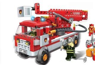 BanBao Fire Truck   208 Pieces: Toys & Games