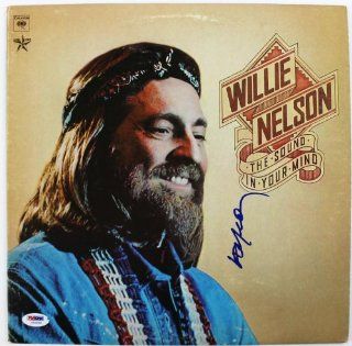 WILLIE NELSON THE SOUND IN YOUR MIND SIGNED ALBUM COVER W/ VINYL CERTIFICATE OF AUTHENTICITY PSA/DNA #U25900: Entertainment Collectibles