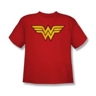 Wonder Woman Logo Kids T shirt   Red Youth Tee Shirt: Home & Kitchen