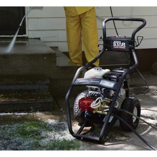 NorthStar Super High Flow Gas Cold Water Pressure Washer — 5.0 GPM, 3000 PSI, Model# 15782030  Gas Cold Water Pressure Washers