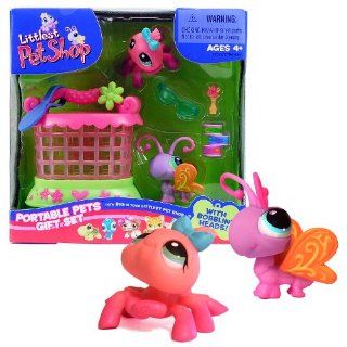 Hasbro Year 2007 Littlest Pet Shop Portable Pets Gift Set Series 2 Pack Bobble Head Pet Figure Set   Pink SPIDER (#426) and Purple BUTTERFLY (#271) Plus "Canned Food", Sunglasses, Vase with Flower and Cozy Carrier (63527) Toys & Games