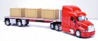 New Ray 132 Scale Die Cast Peterbilt 387 Flatbed Truck With Crates   New Ray 13983 Toys & Games