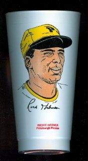 1973 Richie Hebner Pittsburgh Pirates 7 Eleven Baseball Cup : Sports Related Fan Shop : Sports & Outdoors