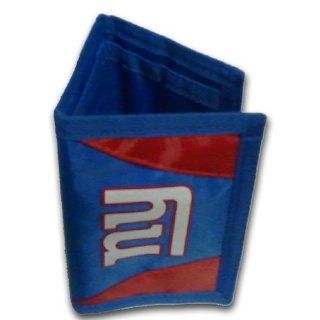 New York Giants NFL Chamber Men's Trifold Wallet  Sports Reflective Gear  Sports & Outdoors