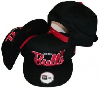 Chicago Bulls Black Snapback Adjustable Plastic Snap Back Hat / Cap: Clothing