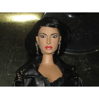 Selena in Concert   Selena Quintanilla Collection Doll By DTM: Toys & Games