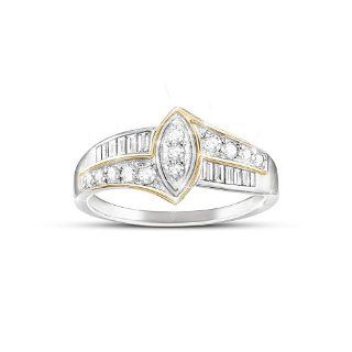 Women's Ring With Marquise Shaped Center And 24 Diamonds: Jewelry