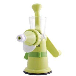 Chef's Star Manual Hand Crank Juicer   Single Auger Juice Press Ideal for Fruit, Vegetables, Wheat Grass   with Suction Base: Kitchen & Dining