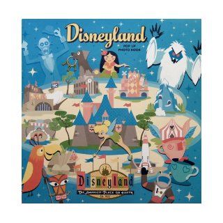 Disneyland Pop Up Photo Book (The happiest place on earth!): Disney: Books