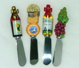 Fine Wine Tastings Grapes Cheese Spreader Set /4: Kitchen & Dining