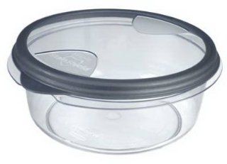 Rubbermaid Stain Shield Round Storage Container 1.6 Qt. Food Storage