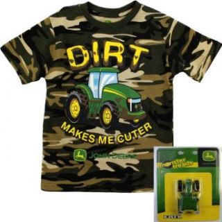 John Deere Boys Olive T Shirt Toy Tractor SBS794C (L(7)): Clothing
