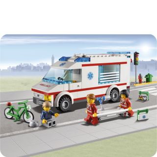 LEGO City: Town Ambulance (4431)      Toys