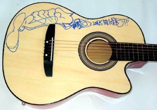 Travie McCoy Signed Guitar & Sketch & Flawless Video Proof PSA: Travie McCoy: Entertainment Collectibles