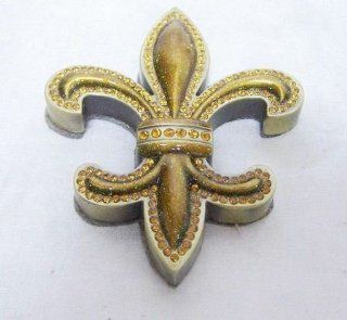 Welforth Fine Pewter Fleur de Lis Antiquated Brass Paperweight: Sports & Outdoors