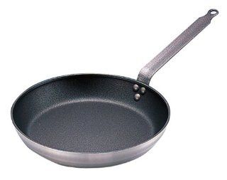Bourgeat Non Stick Fry Pan 32cm (12.5").: Pie Pans: Kitchen & Dining