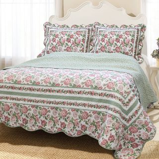 Rose Bush 3 piece Quilt Set Quilts