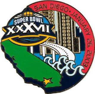 Super Bowl XXXVII Collectors Pin  Details San Diego City Design, NFL SB 37 Commemorative Pin  Sports Related Pins  Sports & Outdoors