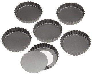 Wilton Perfect Results 4.75 Inch Round Tart/Quiche Pan, Set of 6: Kitchen & Dining