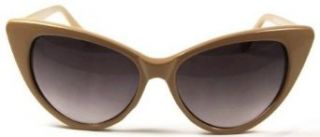 zeroUV   Super Cat Eye Glasses Vintage Inspired Mod Fashion Clear Lens Eyewear (Black): Clothing