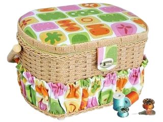 Lil' Sew & Sew  FS 098  Sewing basket and handheld sewing machine