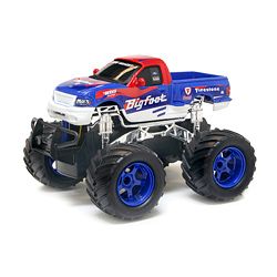 New Bright 1:24 Electronic Big Foot Classic Monster RC Truck