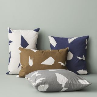Décor Pillows & Throws Decorative Pillows Scantrends SKU: SCTS1197