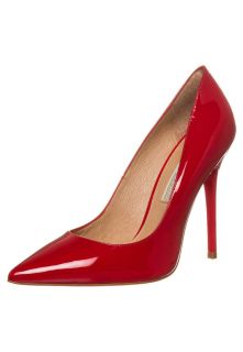 Buffalo Classic heels   patent leather red